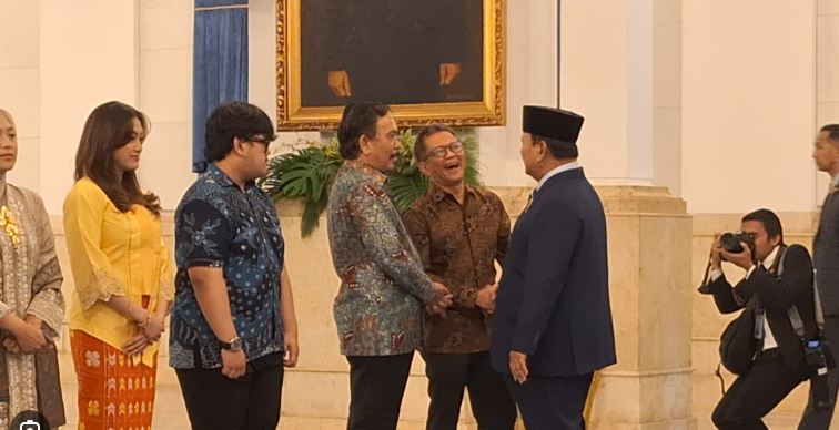 prabowo-sebut-rocky-gerung-disiden-arti-viral